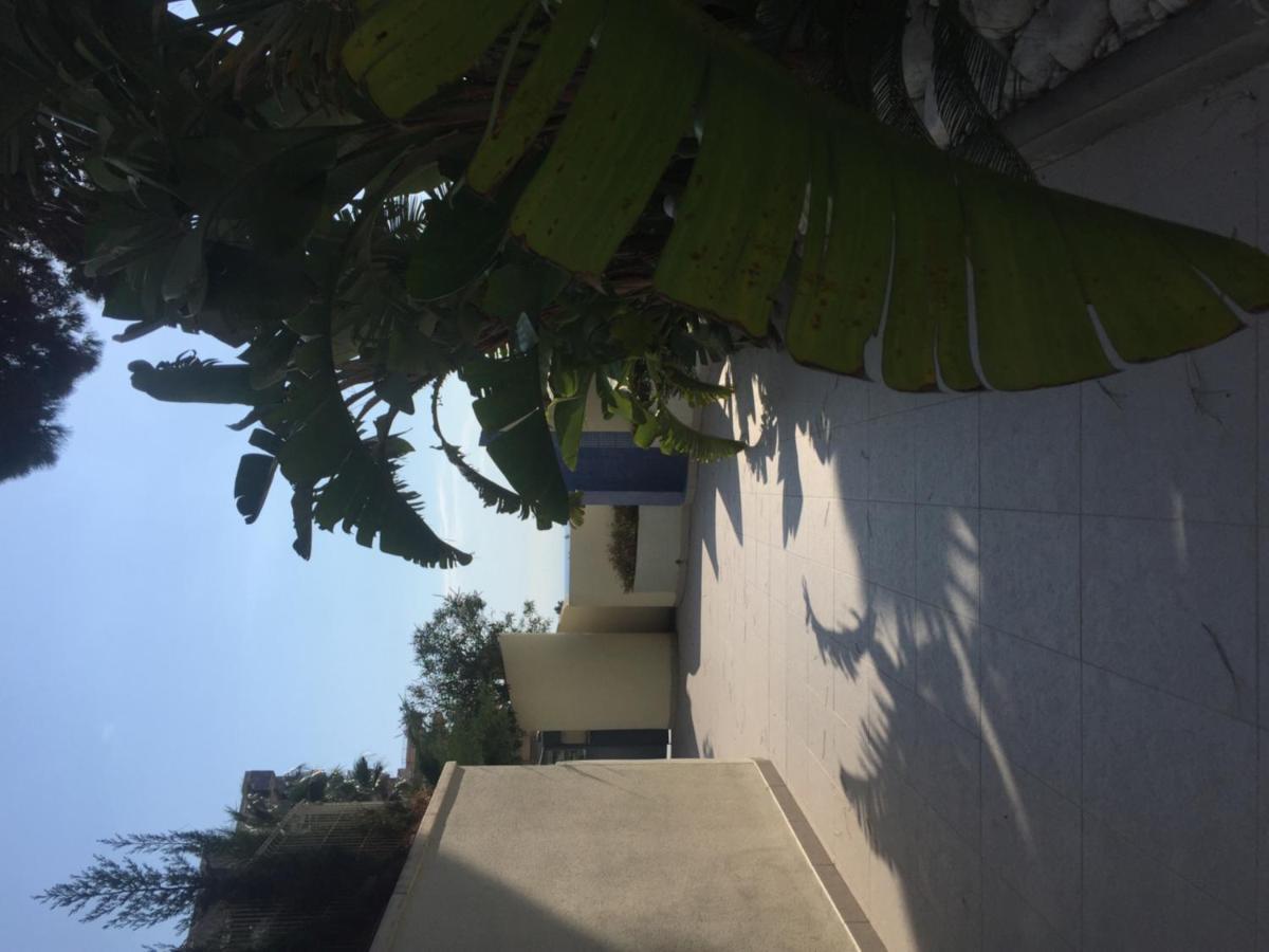 Apartamento En Playa Capellans 살루 외부 사진