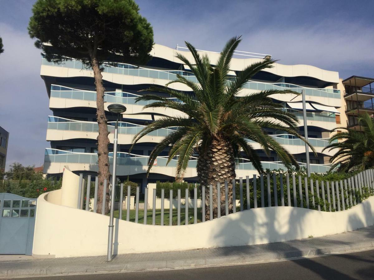 Apartamento En Playa Capellans 살루 외부 사진